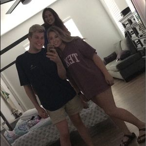 Meet your Posher, Tayler